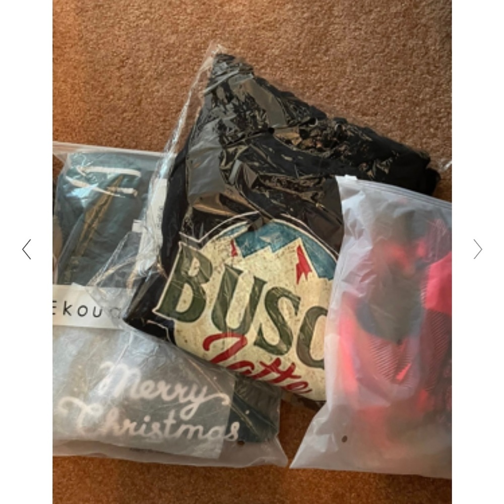 BOX OF LEGGINGS ( Like new)